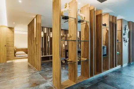 Rak Elegant Patong - 3