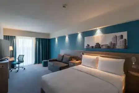 Hampton by Hilton Dusseldorf City Centre - 69
