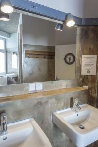 Sunflower Hostel Berlin - 86