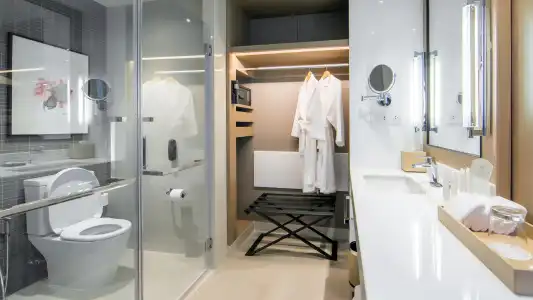 Holiday Inn & Suites Rayong City Centre by IHG - 9