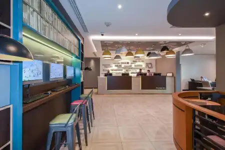 Premier Inn Dubai International Airport - 24