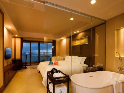 Island Skylight Resort - 3