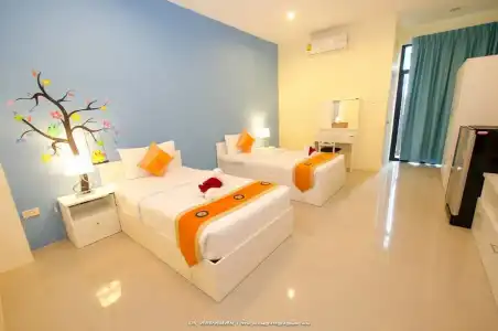 Petch Ranong at Town - 31