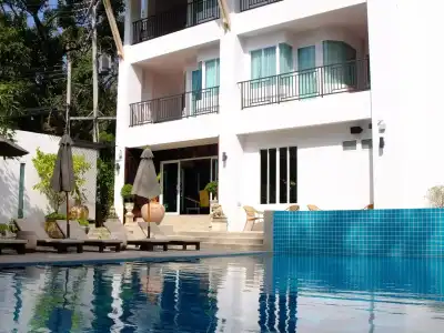 Zantiis Ndol Villas - 16
