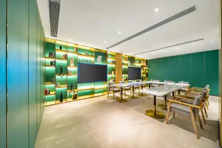 Hilton Garden Inn Chengdu Kuanzhai Alley - 23
