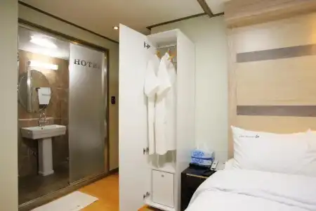Daeyoung Myeongdong - 29