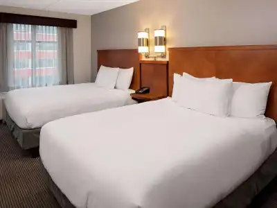 Hyatt Place Pittsburgh-North Shore - 1
