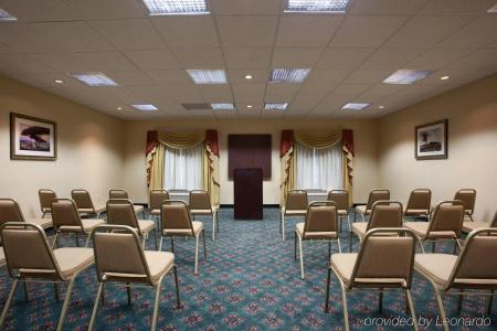 Holiday Inn Express Las Vegas - Stadium Area by IHG - 8
