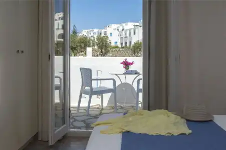 Kanale's Rooms and Suites - 6