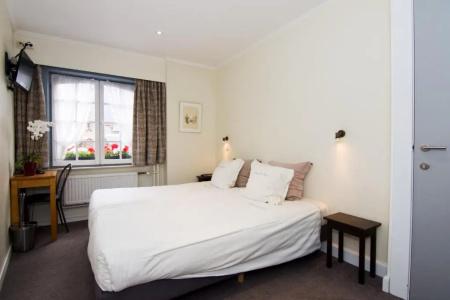 Gillis Eight Guest Rooms by Romy&Travis - 2