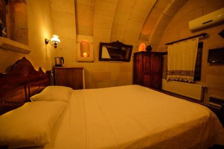 Vineyard Cave - 23