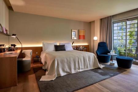 Sir Victor, part of Sircle Collection - 47