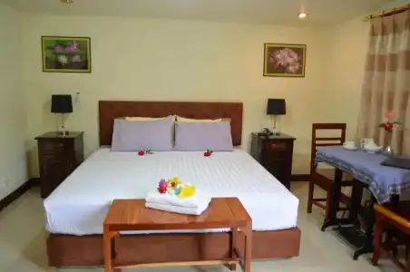Home Stay Stc Bed & Breakfast - 35