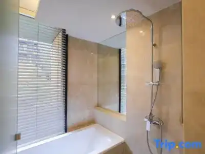 Balcony Seaside Sriracha & Serviced Apartments (SHA Extra Plus) - 233