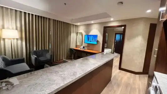 City Seasons Suites - 41