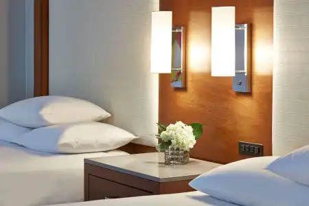 Hyatt Regency - 6