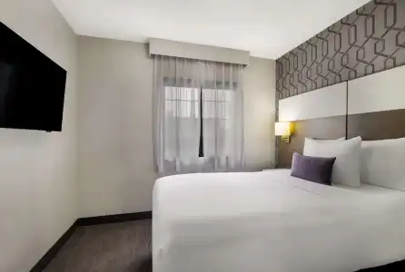 Sunset West, SureStay Collection by Best Western - 67
