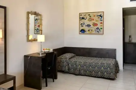 Capri & Residence - 24