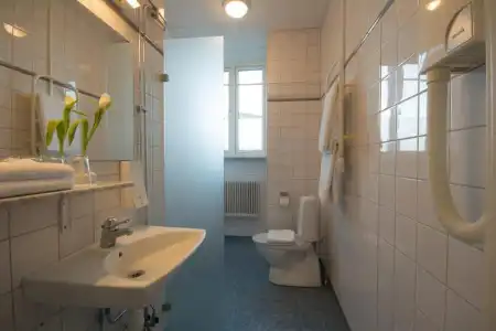 Hotell Aston - 6