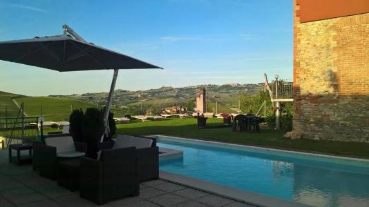 Red Wine Camere - 11