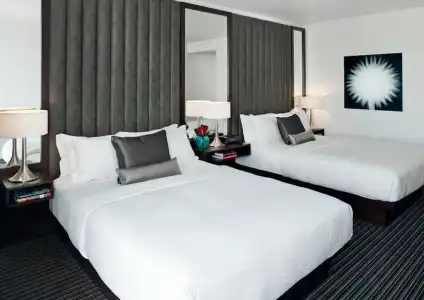 Graduate by Hilton Dallas - 89