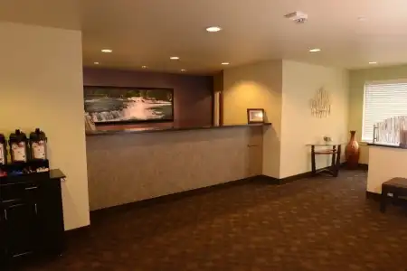 Aspen Suites Anchorage - 4