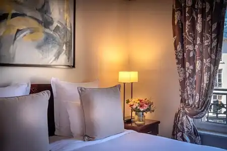 Hôtel Pont Royal - 53