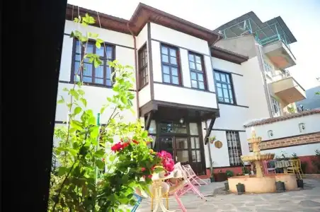 Aksehir Butik-Hasan Muallim Konukevi - 15
