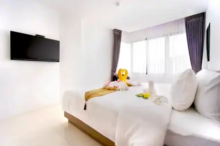 Phoenix Karon Beach - 37
