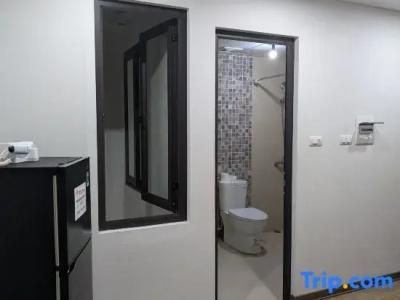 Era Apartment Lac Long Quan - 63