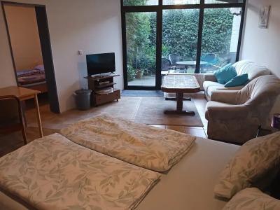 Pension Strohm im Lieth Café - 32