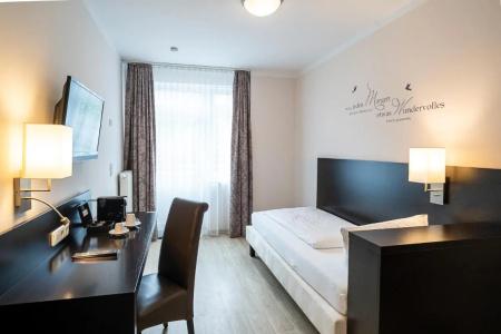 SleepBEEONE Wilhelmshaven - 18