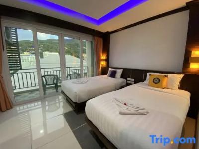 77 Patong & Spa - 59