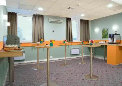 Ibis Kyiv City Center - 17