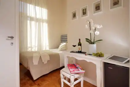 Residenza I Rioni Guesthouse - 19