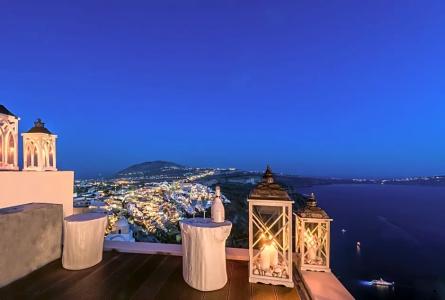 Mythical Blue Luxury Suites - 18