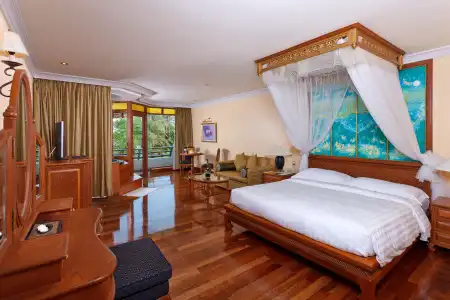 Diamond Cliff Resort & Spa, Patong Beach - 4
