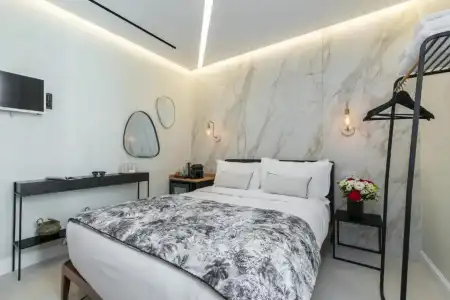 Le Dortoir Boutique Suites - 16