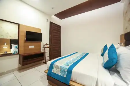 Grand Regency by JMD Group - 52