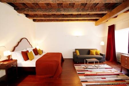 Iron Gate & Suites Prague by BHG - 6