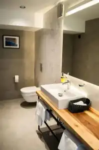 Nomad Luxury Suites - 11