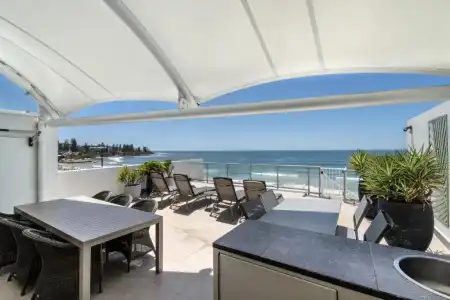 Rolling Surf Resort - 344