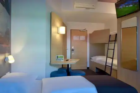 B&B Düsseldorf-Airport - 33