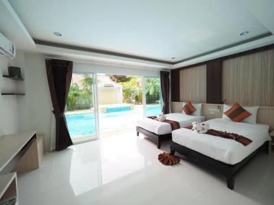 Lanta Fevrier Resort - 54