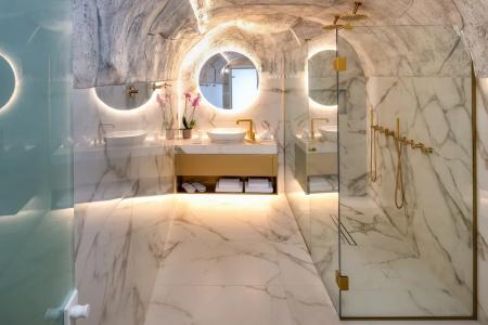 Aura Suites - 48