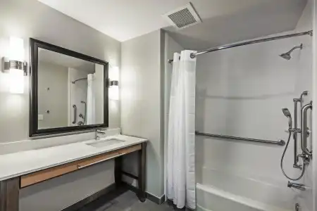 Holiday Inn Houston NE - Bush Airport Area by IHG - 63