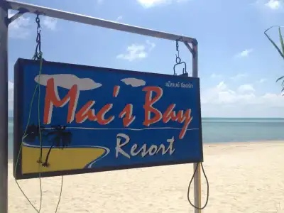 Mac's Bay Resort - 13