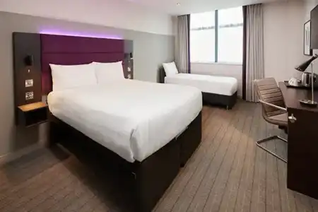 Premier Inn London City - Tower Hill - 5