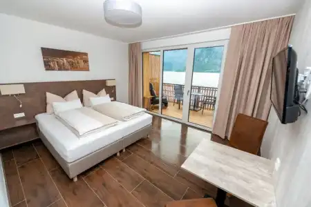 Hallstatt Hideaway - Adults Only - 10