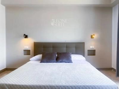 Leone Suite View & Restaurant - 27